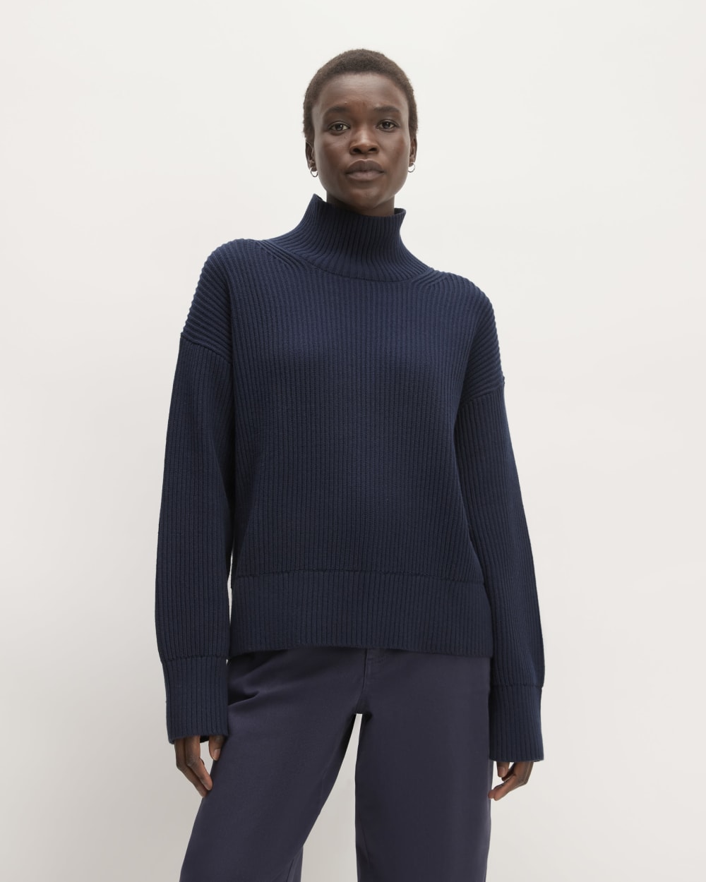 The Organic Cotton Ribbed Turtleneck | Navy