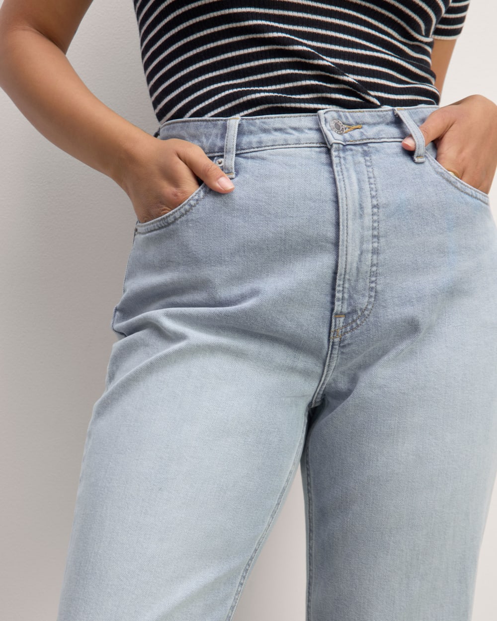 The Cheeky Hourglass Jean | Light Sky | 26.5 Inseam - Image 4