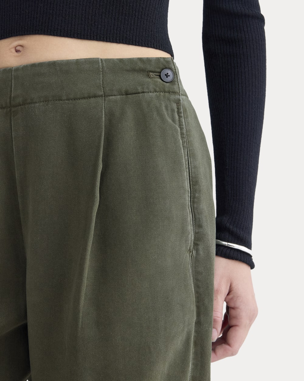 The Chino Jogger in Buttersoft | Dark Forest - Image 4