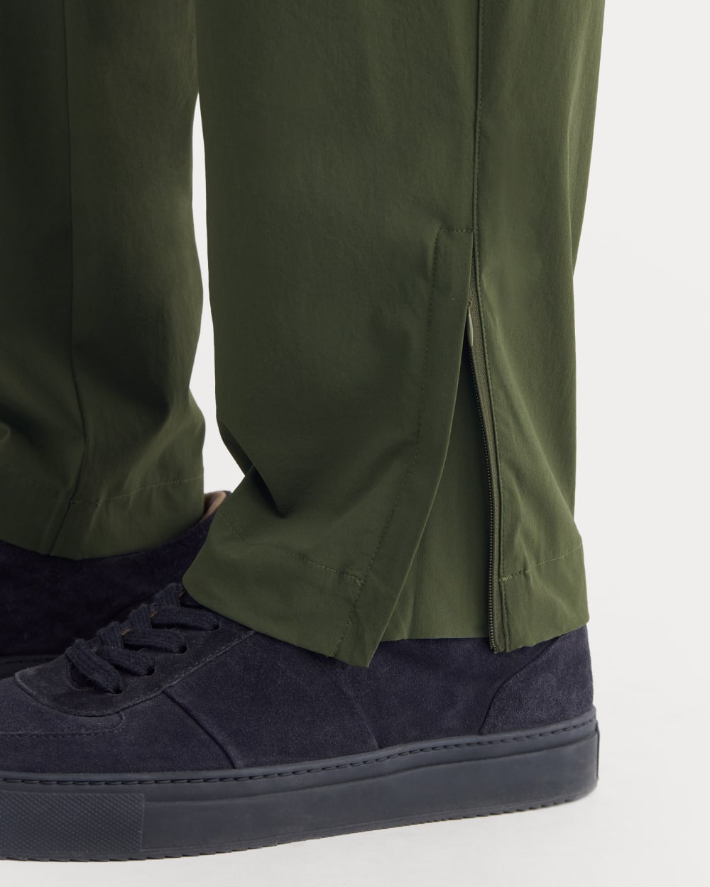 Transit Recycled Nylon Jogger | Dark Forest - Image 4