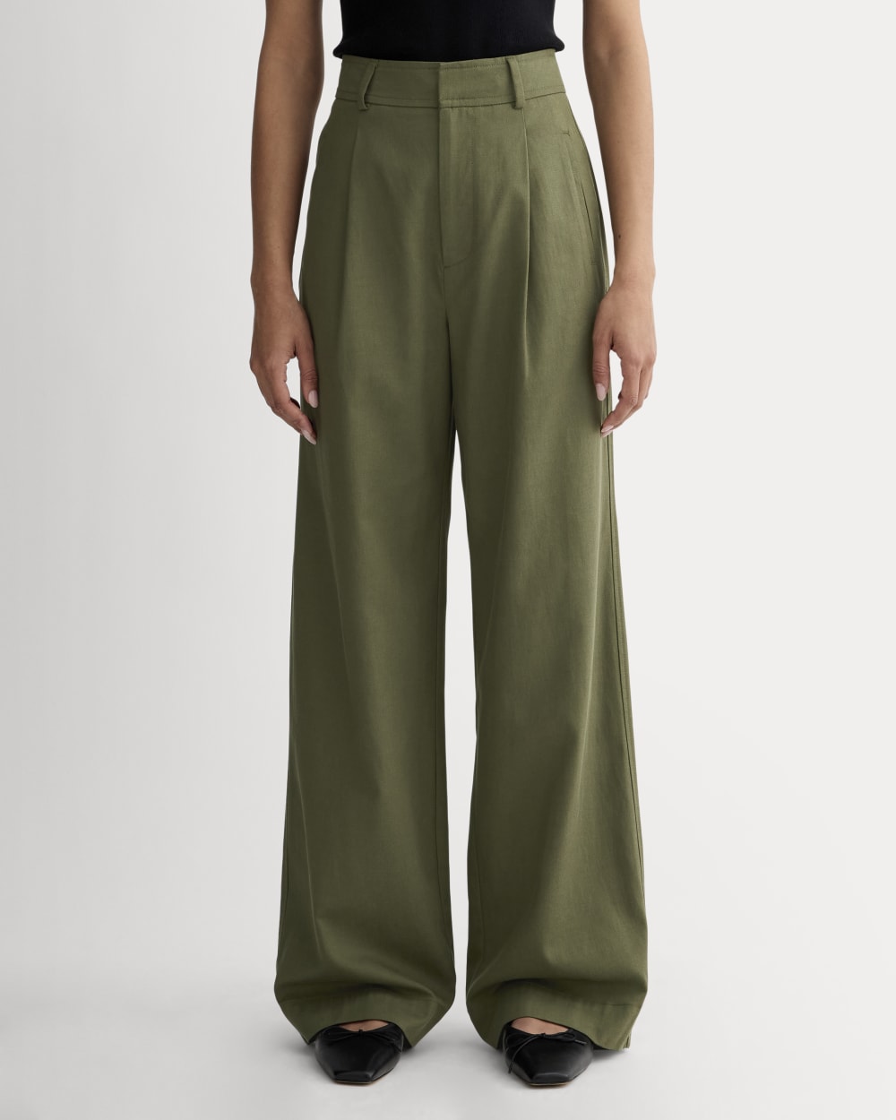 The Draper Pleated Pant in Buttersmooth | Kalamata | 32 Inseam - Image 3