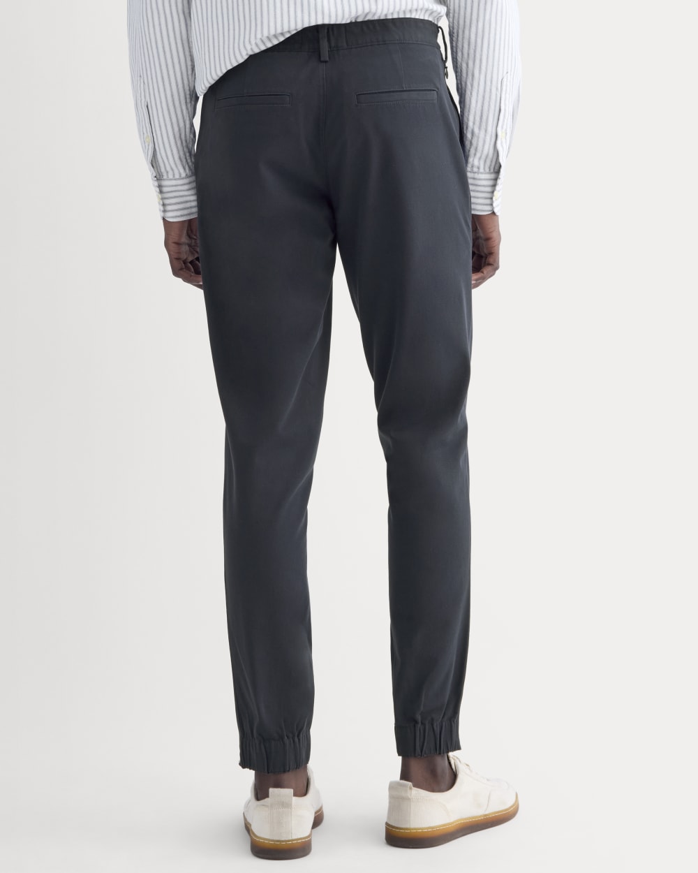 The Performance Traveler Chino | Deep Navy - Image 5