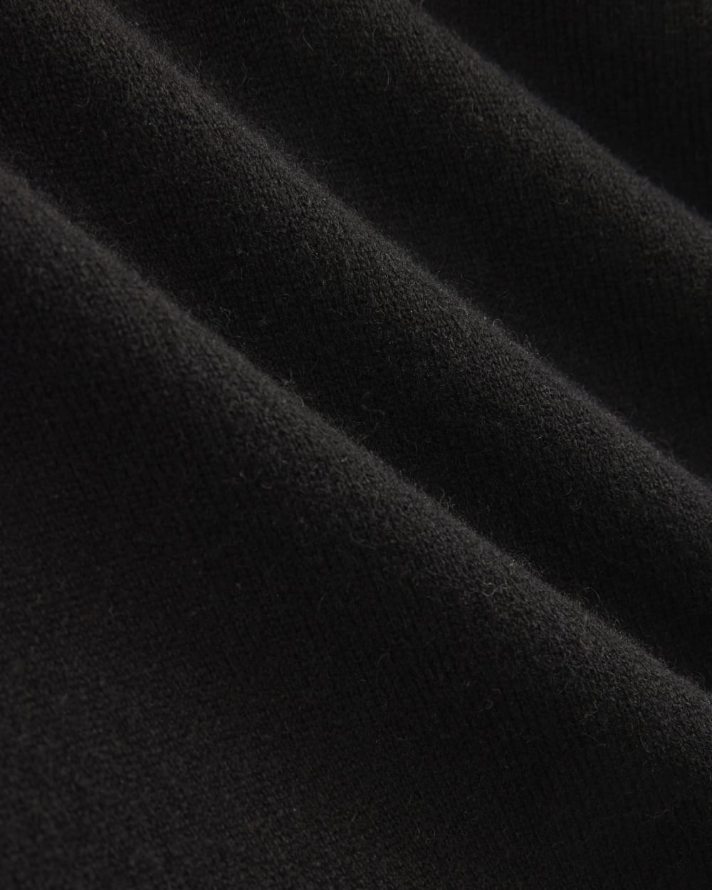 Cashmere Cropped High-V Sweater | Black - Image 6