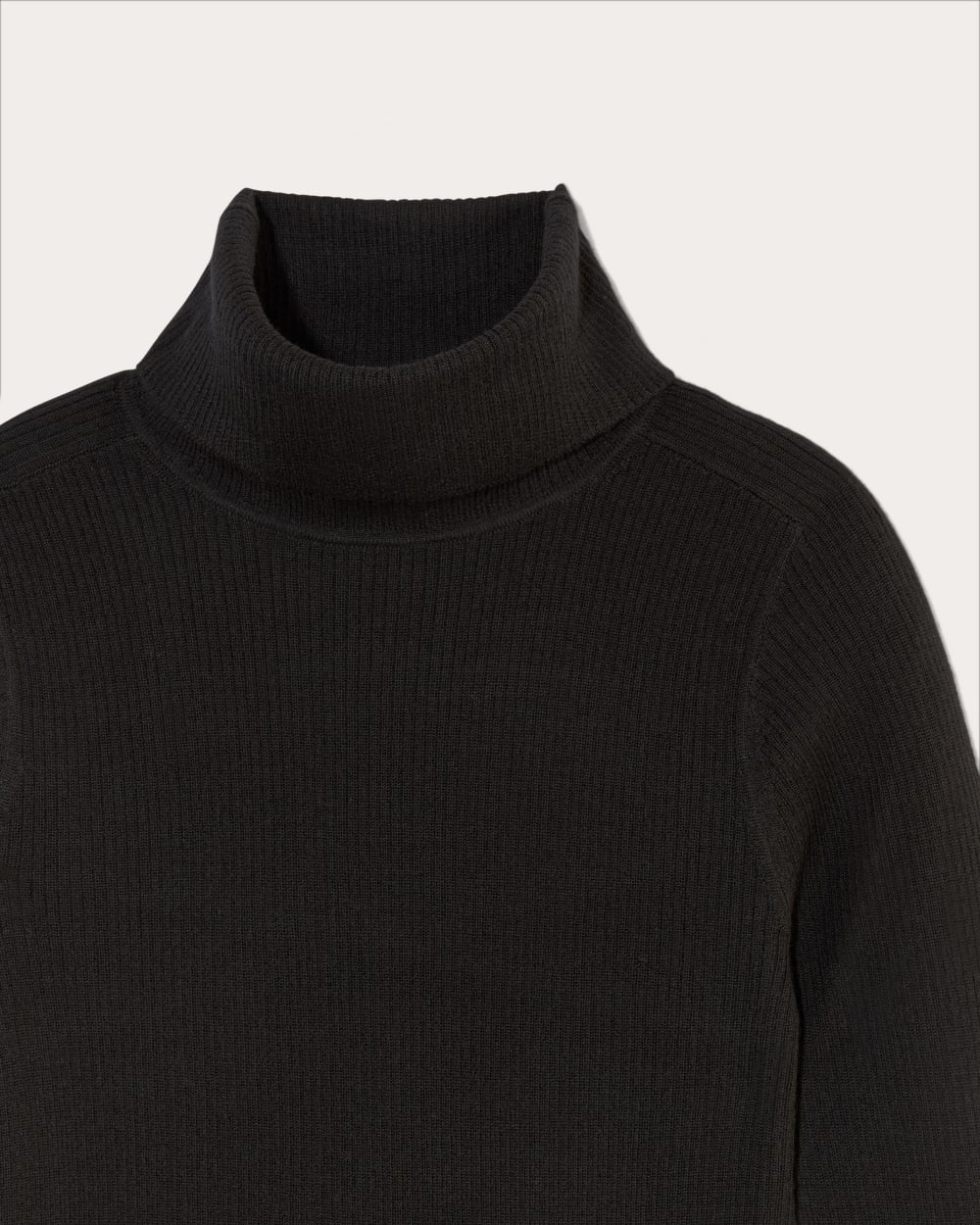 The Turtleneck in Ultrasoft Merino | Black - Image 6