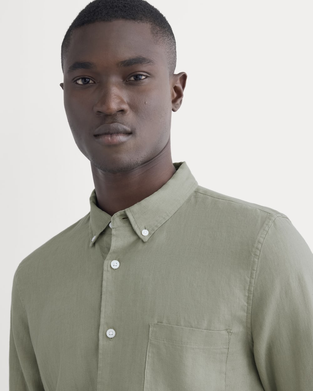 The Classic Shirt in Linen | Sage Green - Image 4