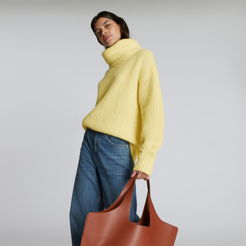 The Alpaca Oversized Turtleneck | Lemon - Image 5