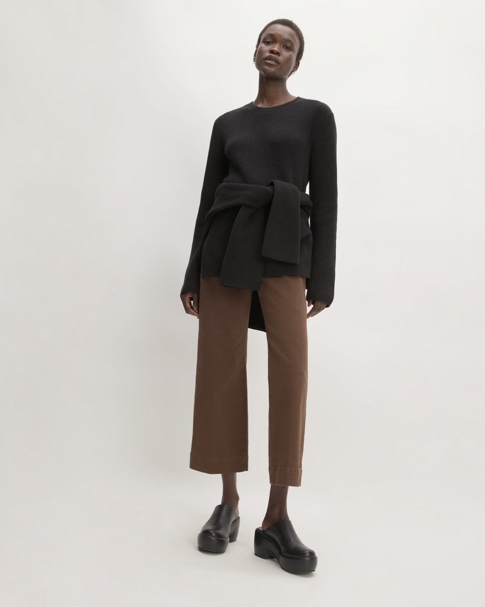 The Organic Cotton Slim Crew Sweater | Black - Image 3