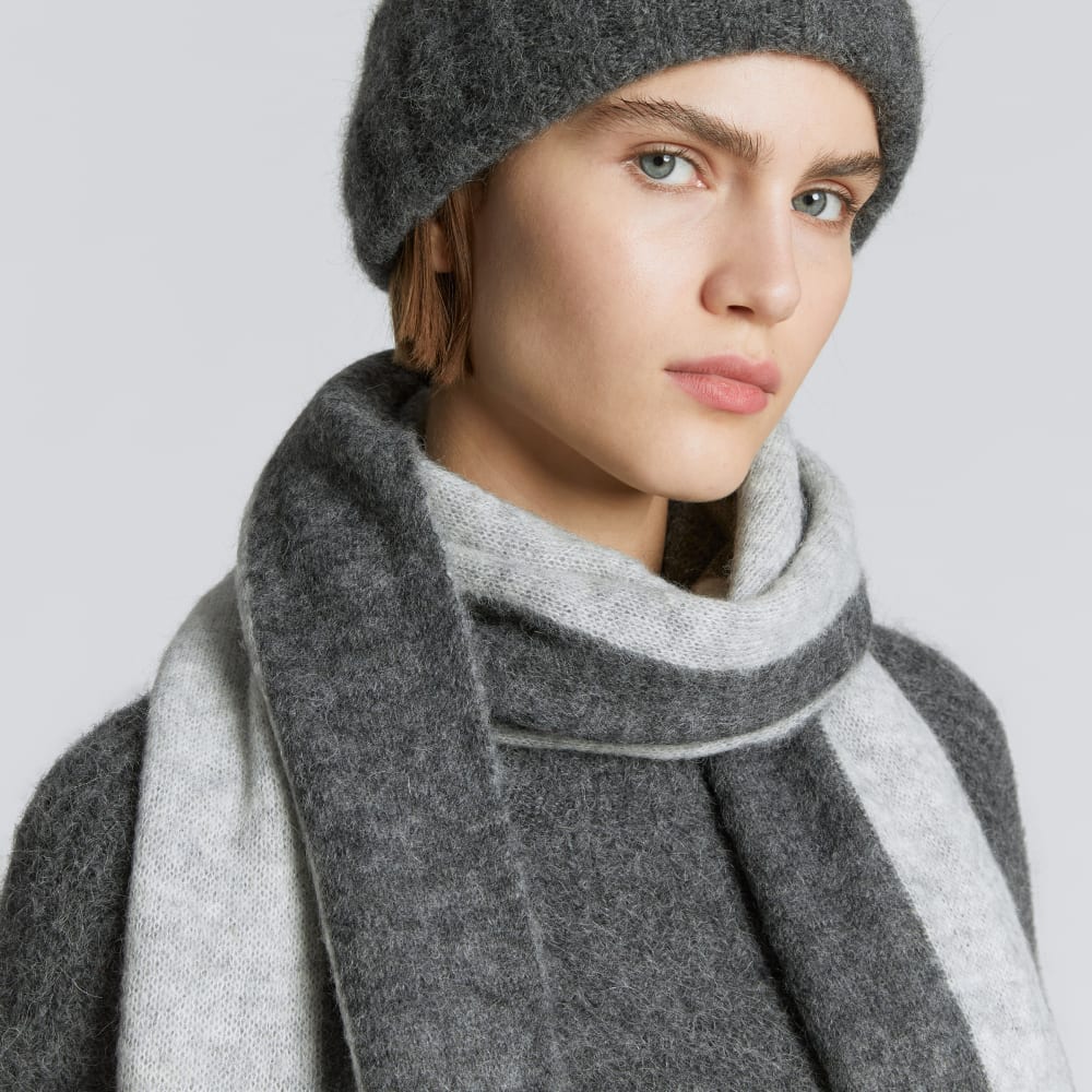 The Alpaca Patterned Scarf | Light Heather Grey / Dark Charcoal - Image 2