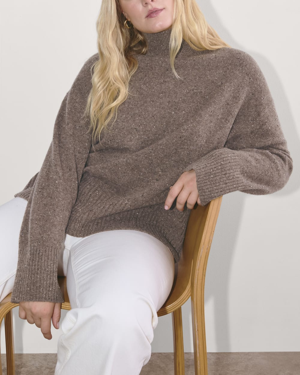 The Boxy Turtleneck in Cashmere | Taupe Brown Donegal - Image 4