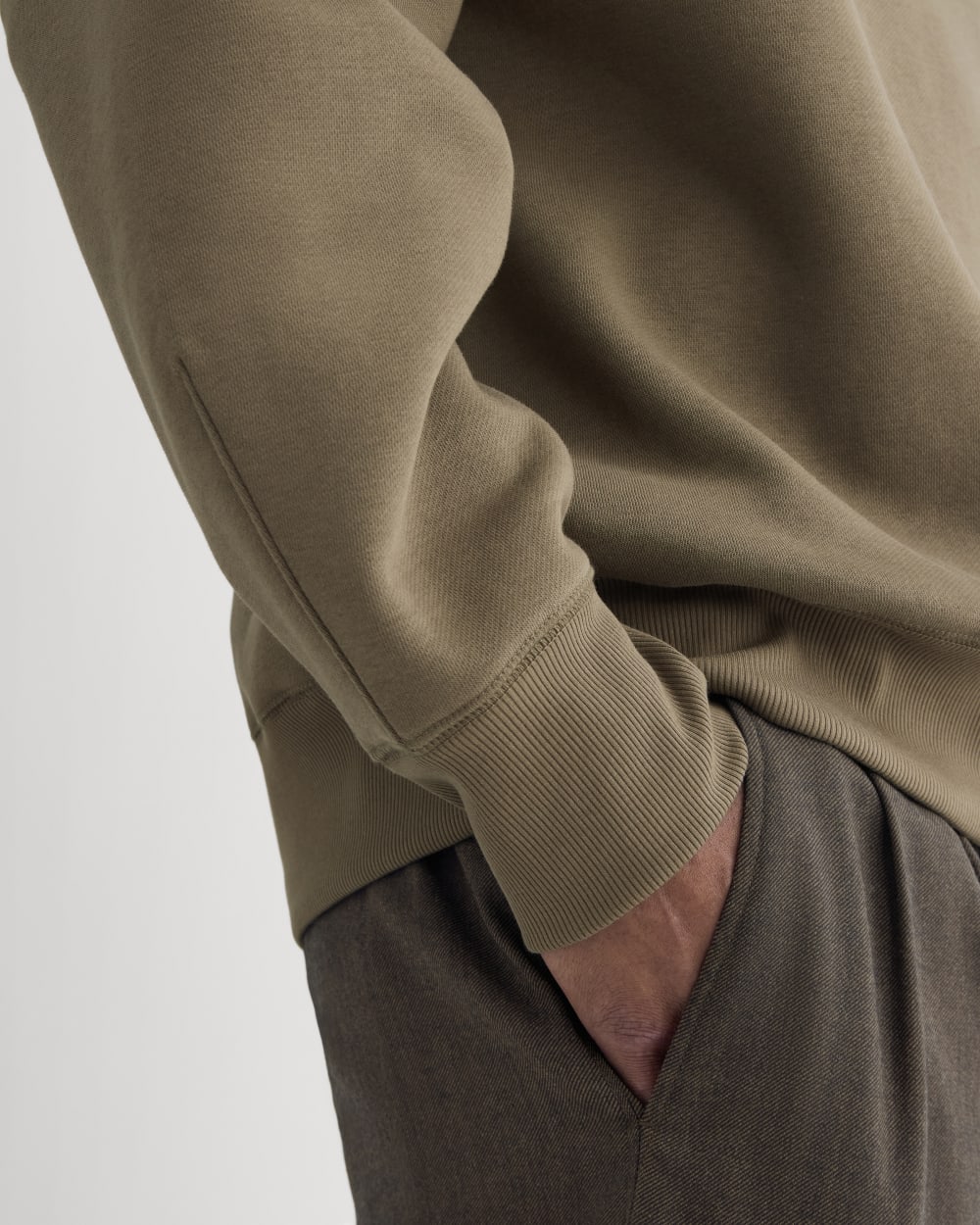 Luxe Fleece Crew Pullover | Deep Taupe - Image 4