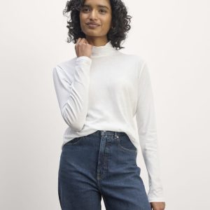 The Air Turtleneck | White