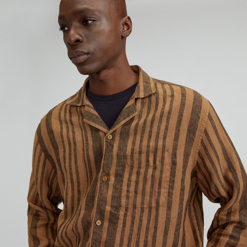 The Relaxed Linen Long-Sleeve Shirt | Toasted Coconut / Black - Image 4