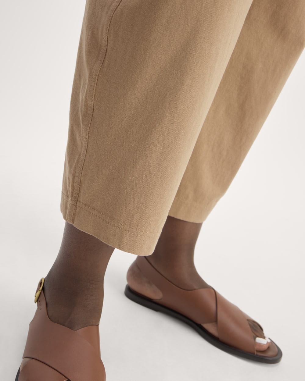The Off-Duty Barrel Pant | Chanterelle - Image 5