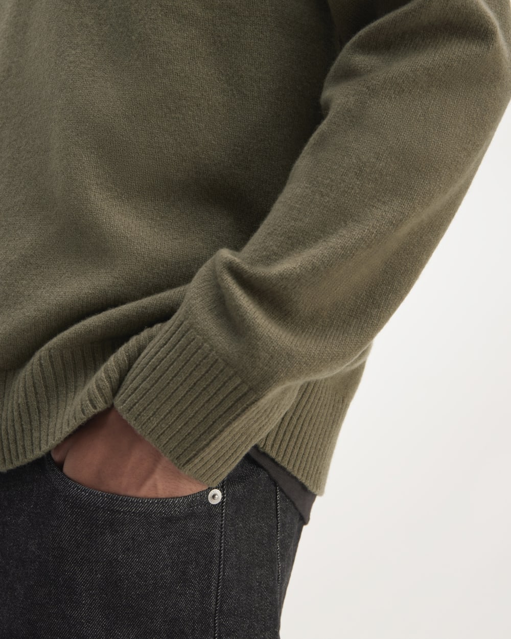 The Premium Merino Crew Neck Sweater | Kalamata - Image 5