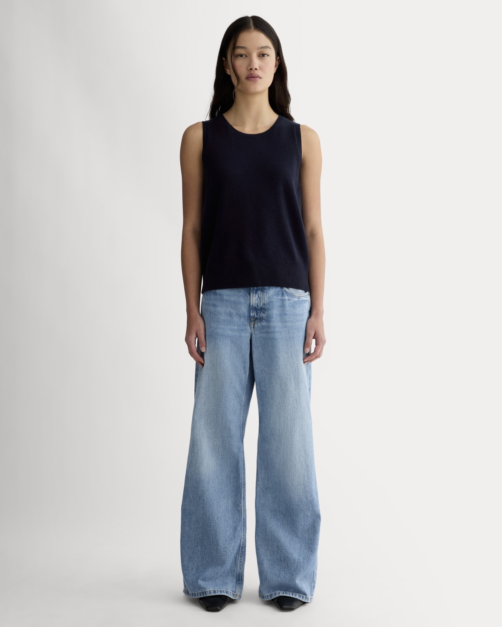 The Classic Tank in Cashmere | Navy - Image 3