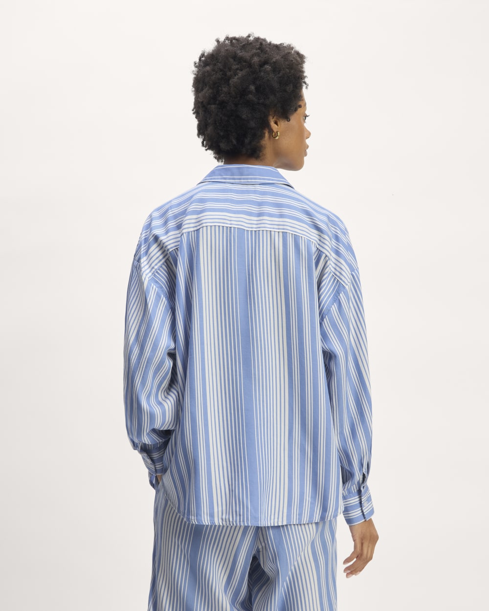 The Oversized Shirt in Butterlite | Granada Sky Blue / Bone - Image 6