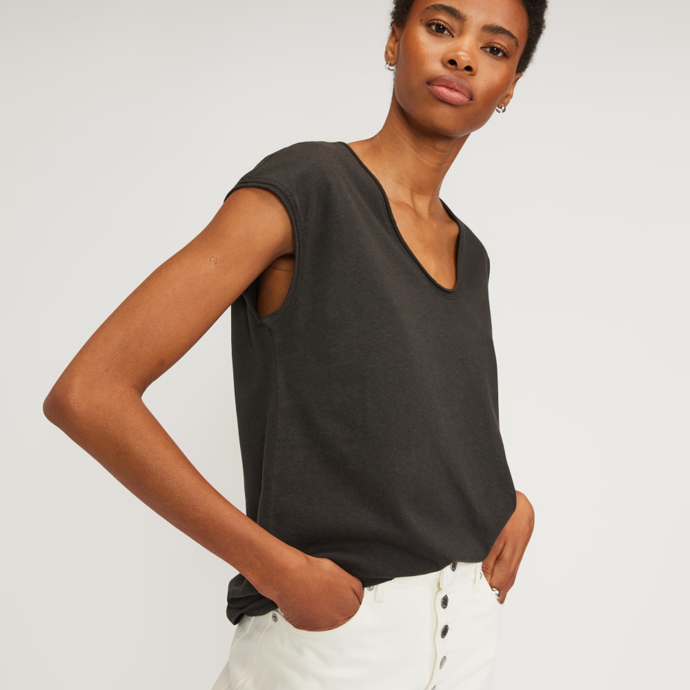 The Hemp Scoop-Neck Muscle Tee | Black - Image 4