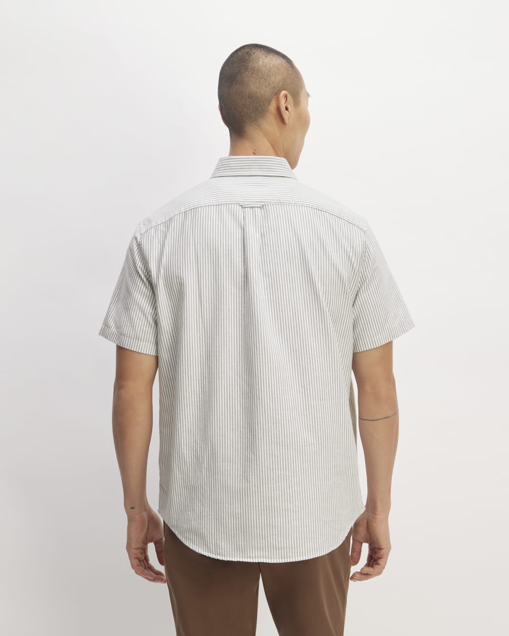 The Organic Short Sleeve Oxford Shirt | Charcoal / White - Image 6