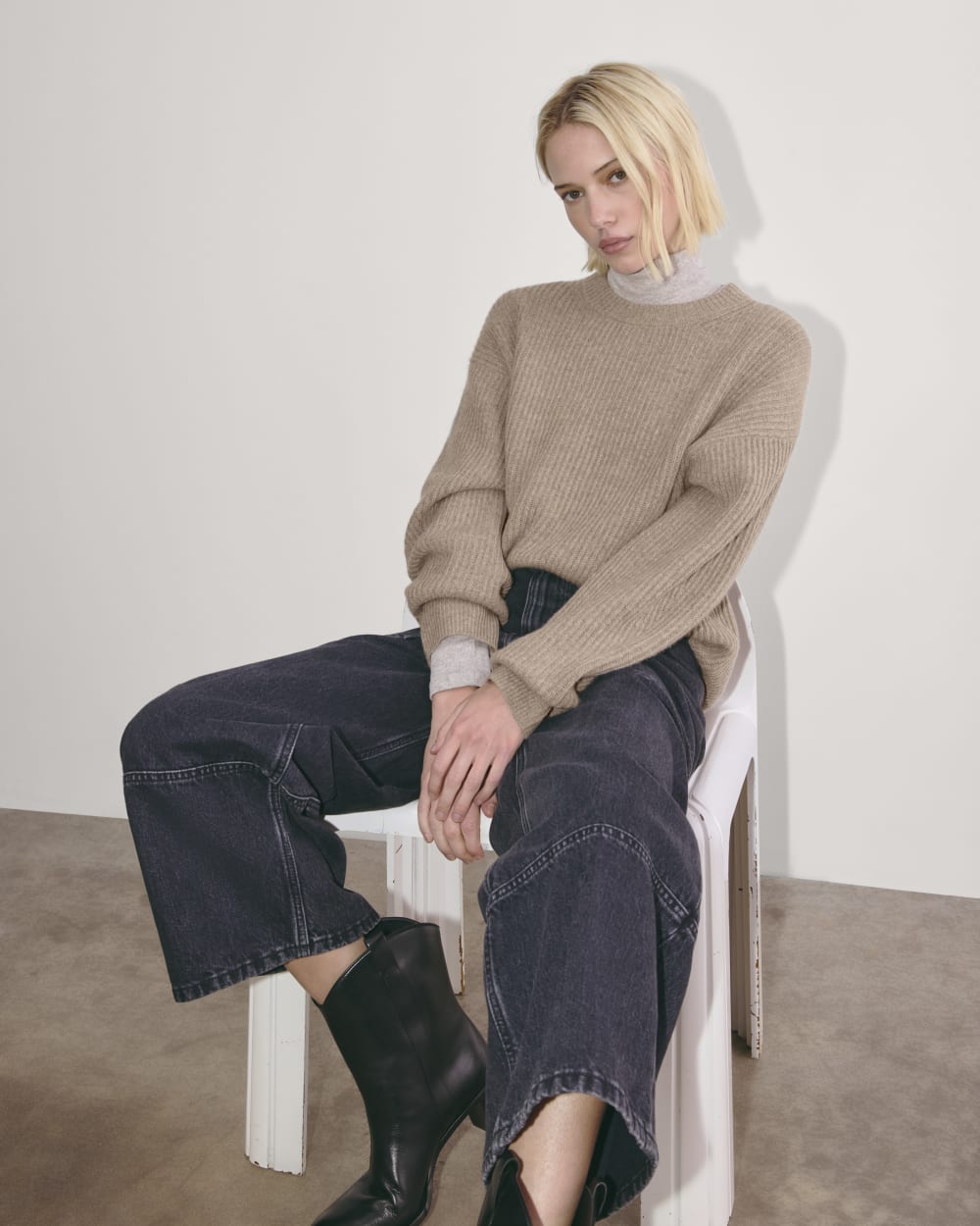 The Cocoon Crew in Wool Cashmere | Oatmeal - Image 4