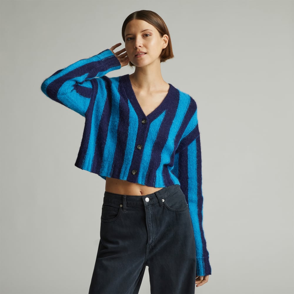 The Alpaca V-Neck Cropped Cardigan | Horizon Blue / Ocean Cavern - Image 4