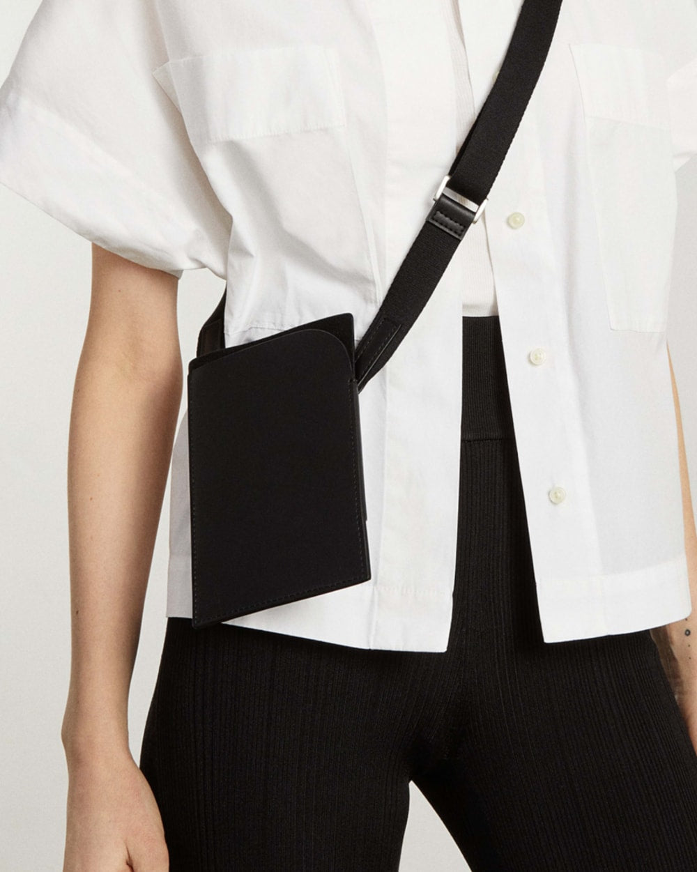 The Cactus Leather Mini Sling Bag | Black - Image 5