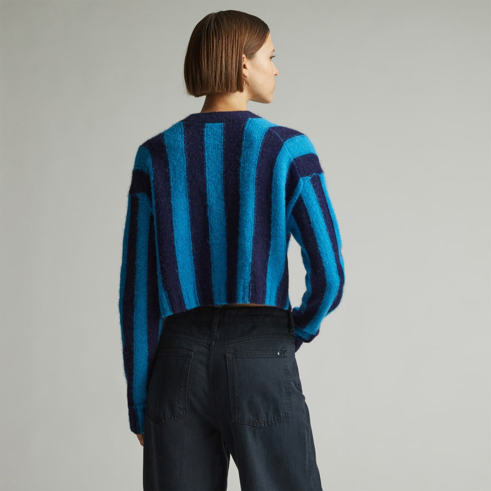 The Alpaca V-Neck Cropped Cardigan | Horizon Blue / Ocean Cavern - Image 5