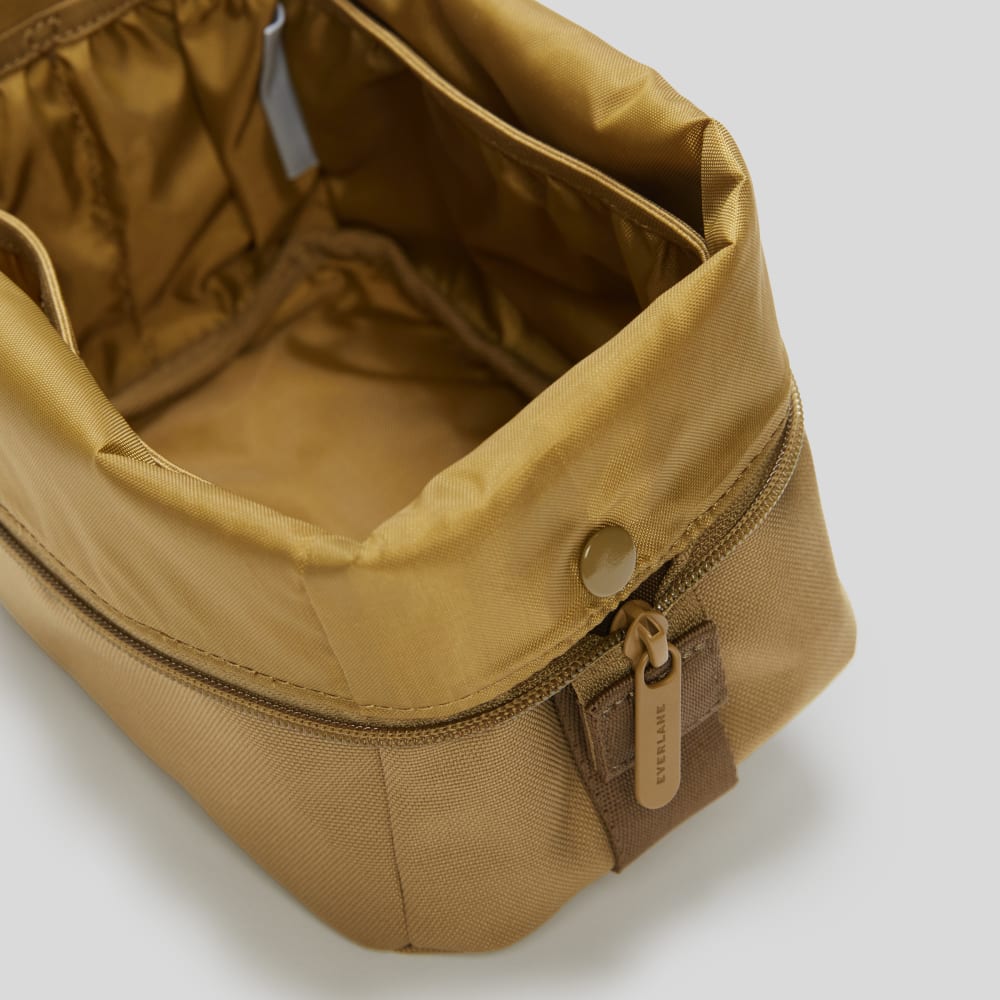 The ReNew Transit Catch-All Case | Nutria / Beech - Image 2