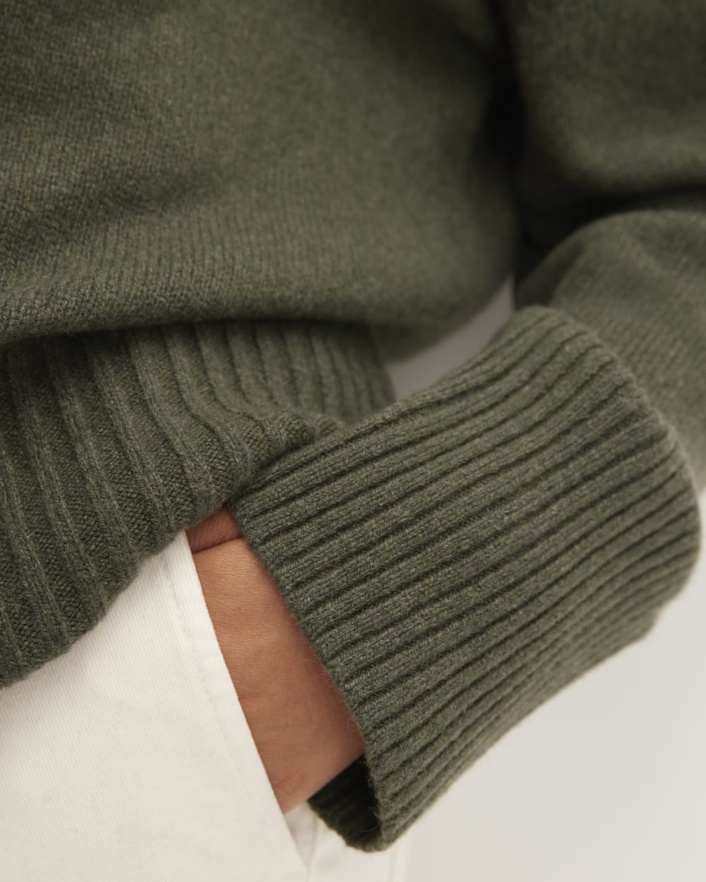 The Cashmere Oversized Turtleneck | Kambaba - Image 5