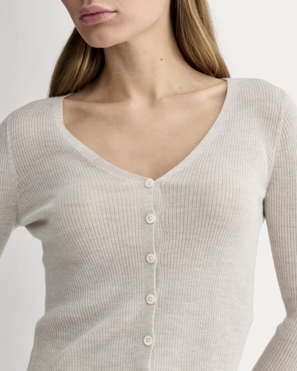 The Cardigan in Ultrasoft Merino | Heather Oatmeal - Image 4