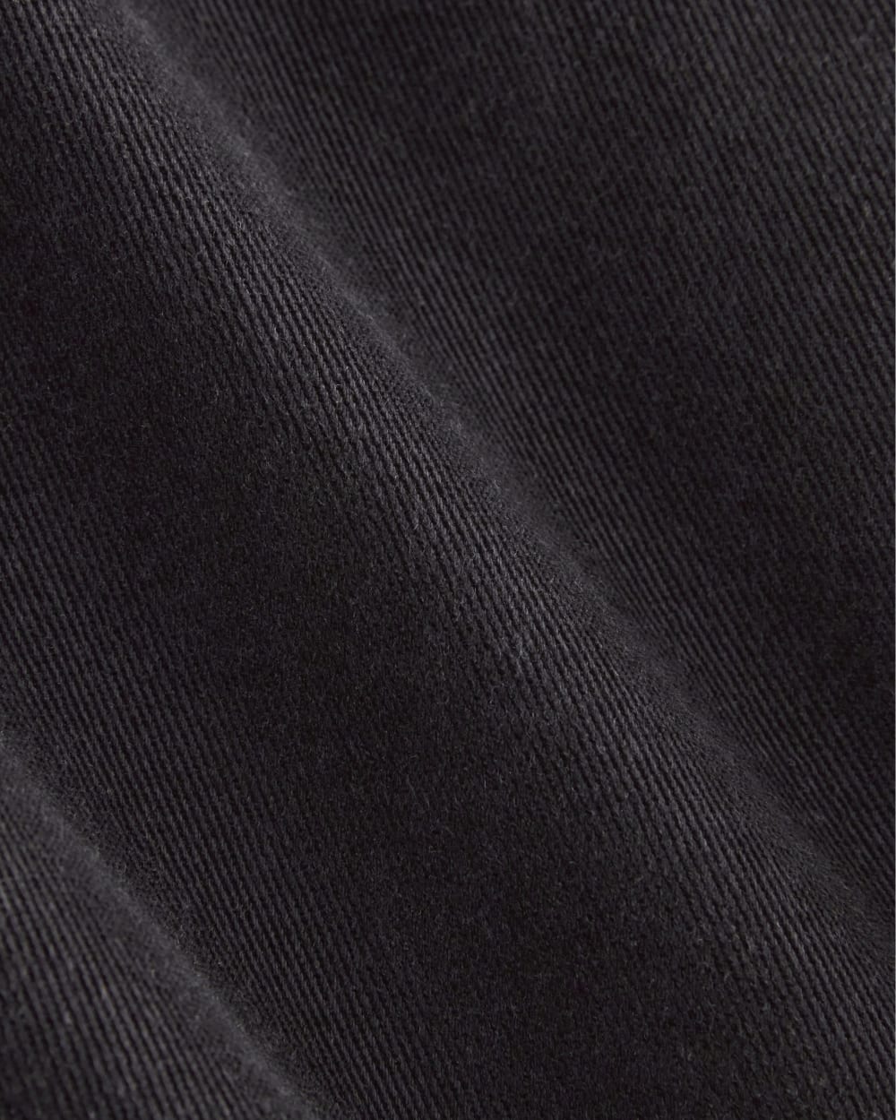 The Boxy Overshirt in Buttersoft | Black - Image 6