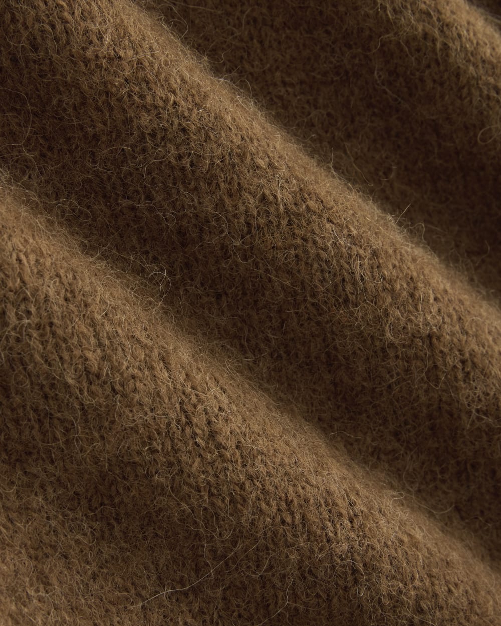 The Crew Cardigan in Alpaca | Toffee - Image 6