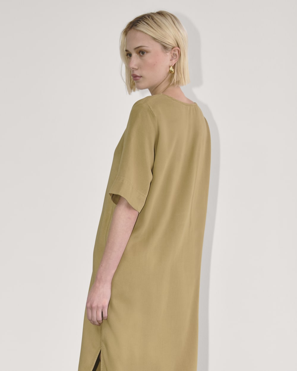 The Relaxed T-Shirt Dress in Buttersoft | Fennel Seed - Image 7