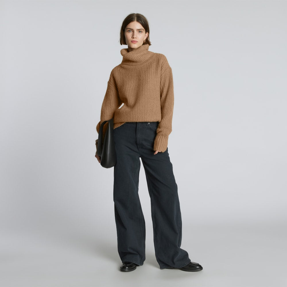The Alpaca Oversized Turtleneck | Cappuccino - Image 6