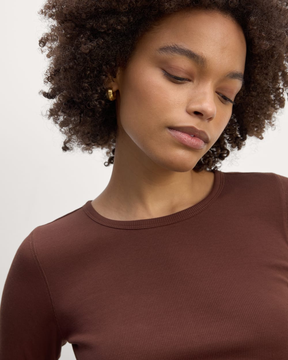 The Luxe Rib Long-Sleeve Crew | Dark Mahogany - Image 3