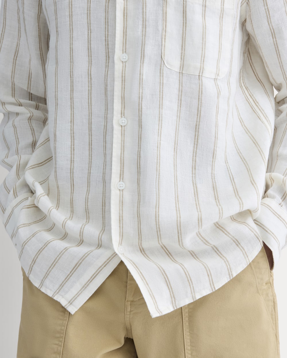 The Classic Shirt in Linen | Bone / Cornstalk - Image 4