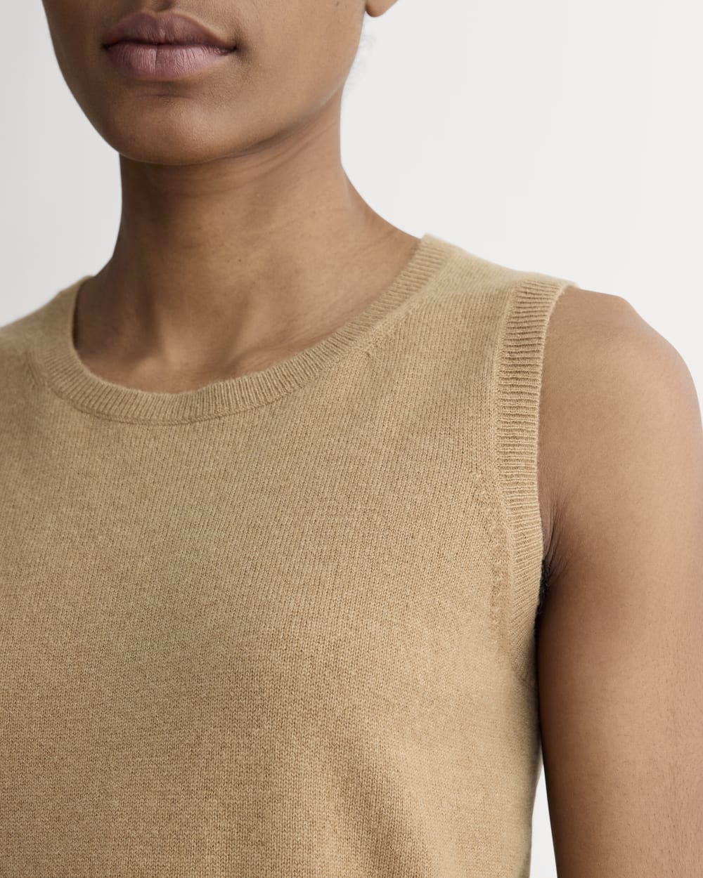 The Classic Tank in Cashmere | Tiger's Eye - Image 4