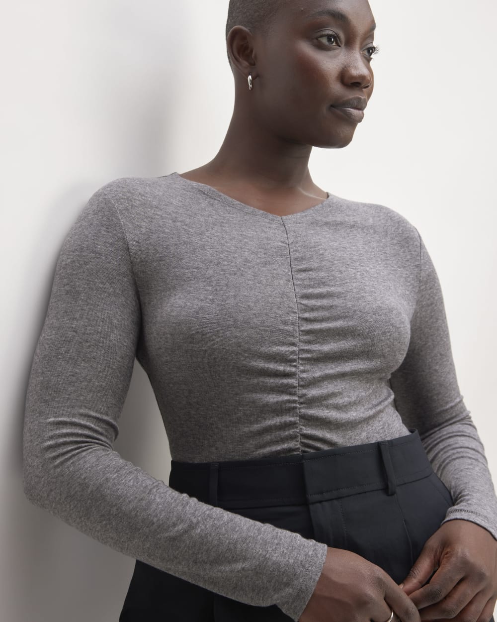The Ruched V-Neck Tee in Butterluxe | Heather Charcoal - Image 3