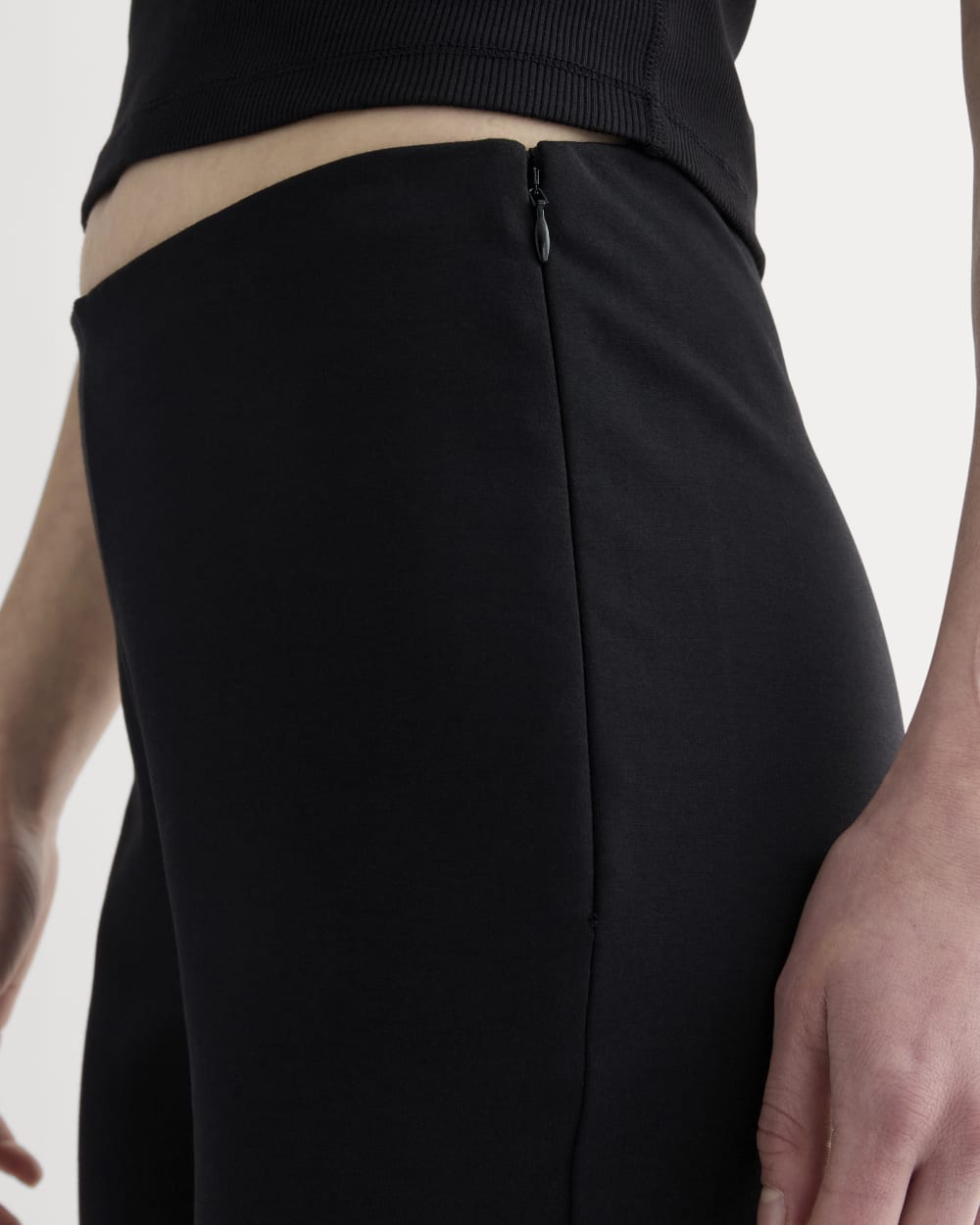 The Dream Capri | Black - Image 4