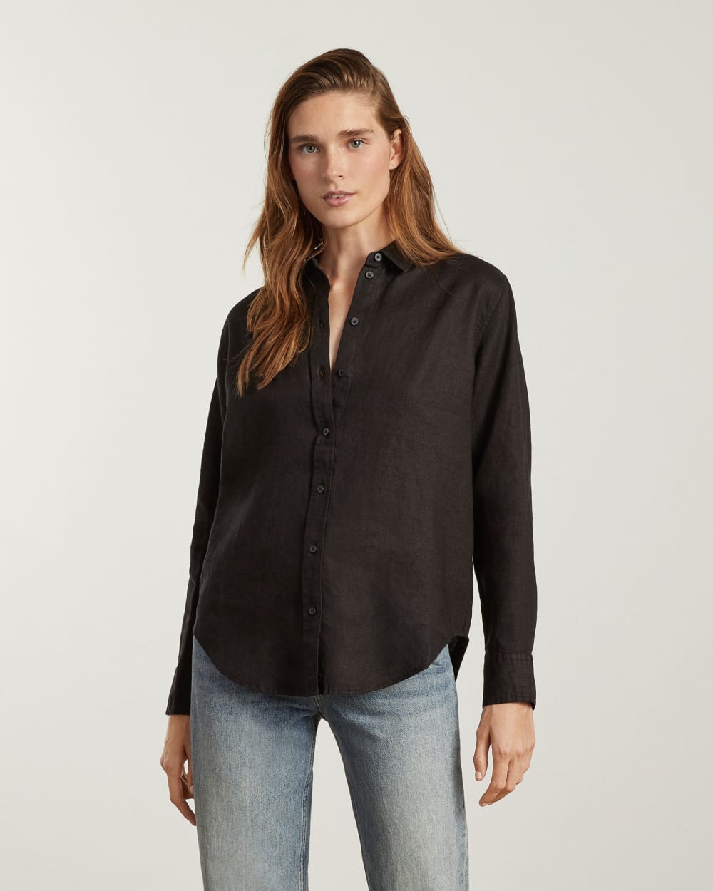 The Must-Have Shirt in Linen | Black - Image 3