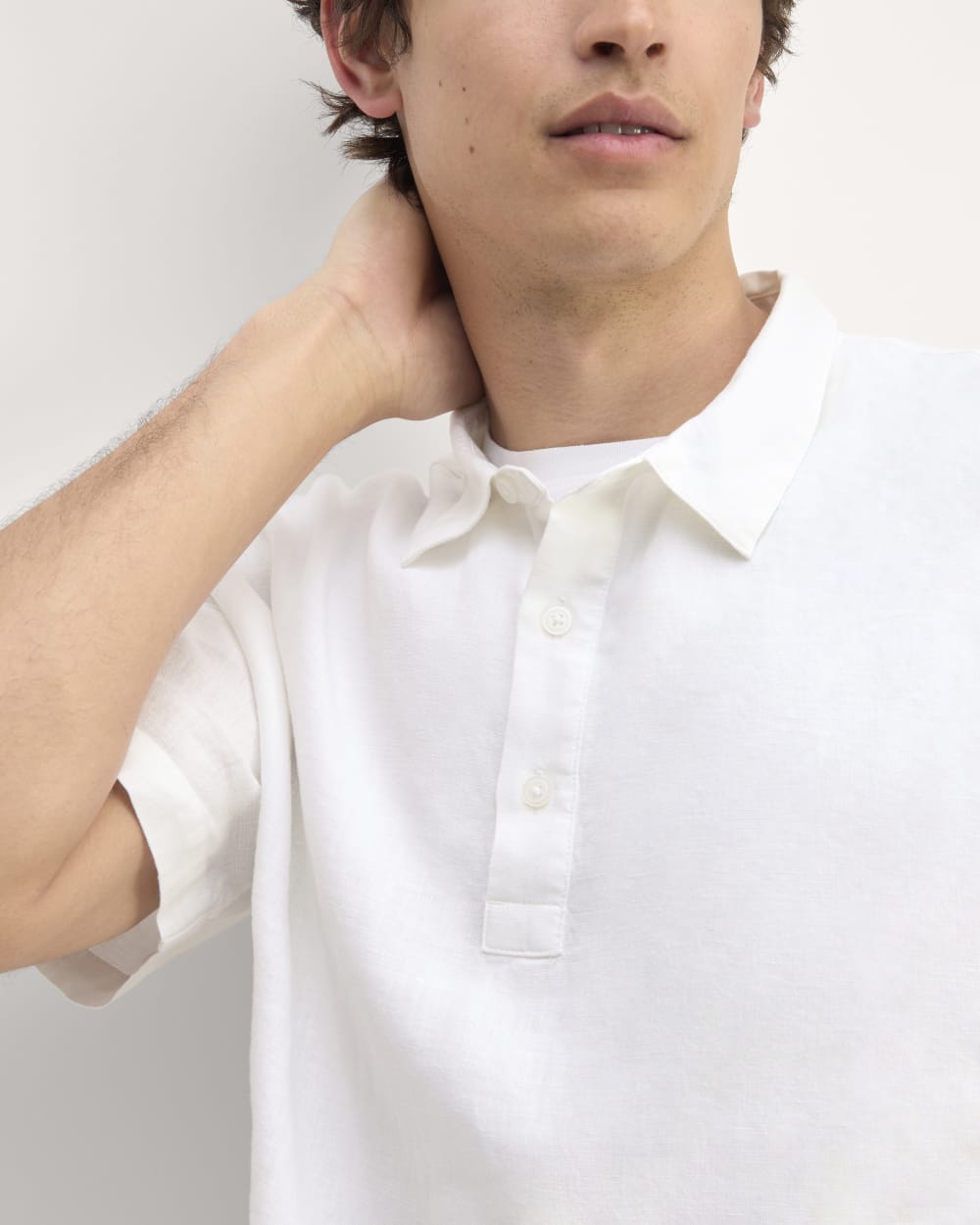 The Linen Short-Sleeve Popover Shirt | White - Image 4