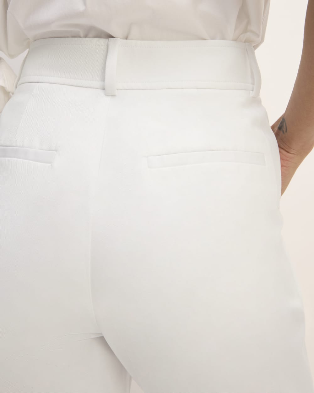 The Draper Tapered Pant in Buttersmooth | White - Image 5