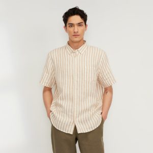 The Classic Short-Sleeve Shirt in Linen | Bone / Caramel