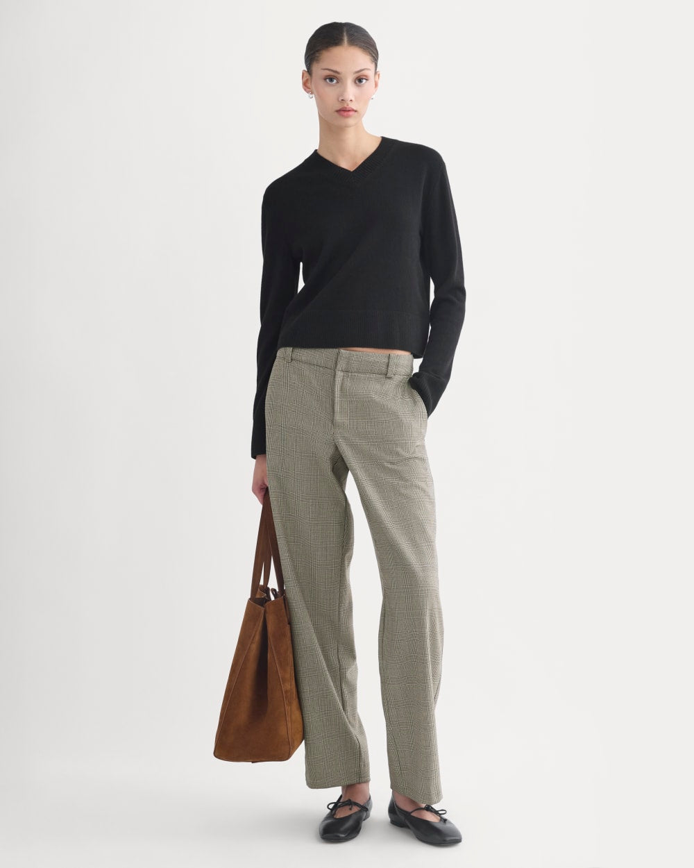 Cashmere Cropped High-V Sweater | Black - Image 3