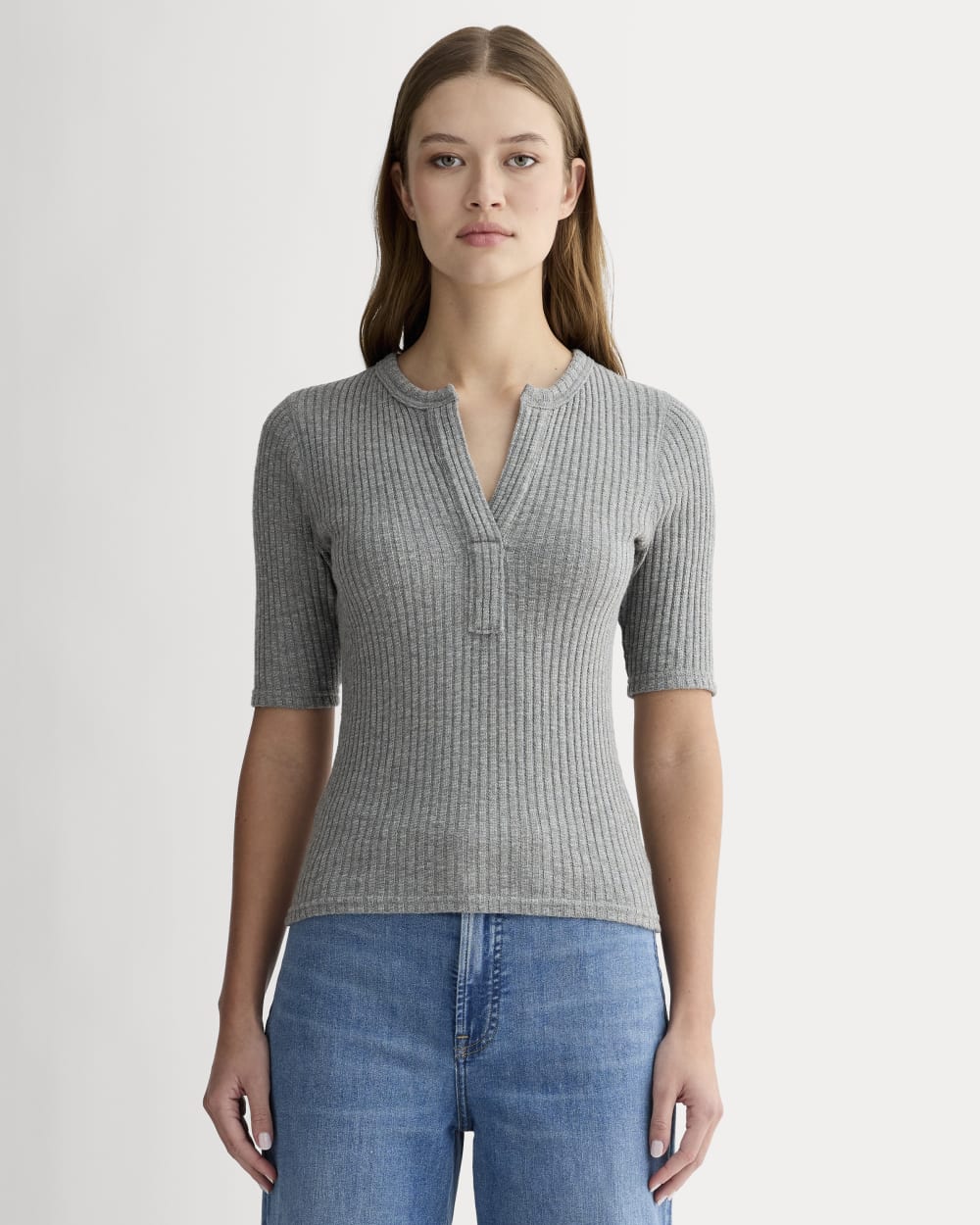 The Rib-Knit Short-Sleeve Henley | Mid Heather Grey