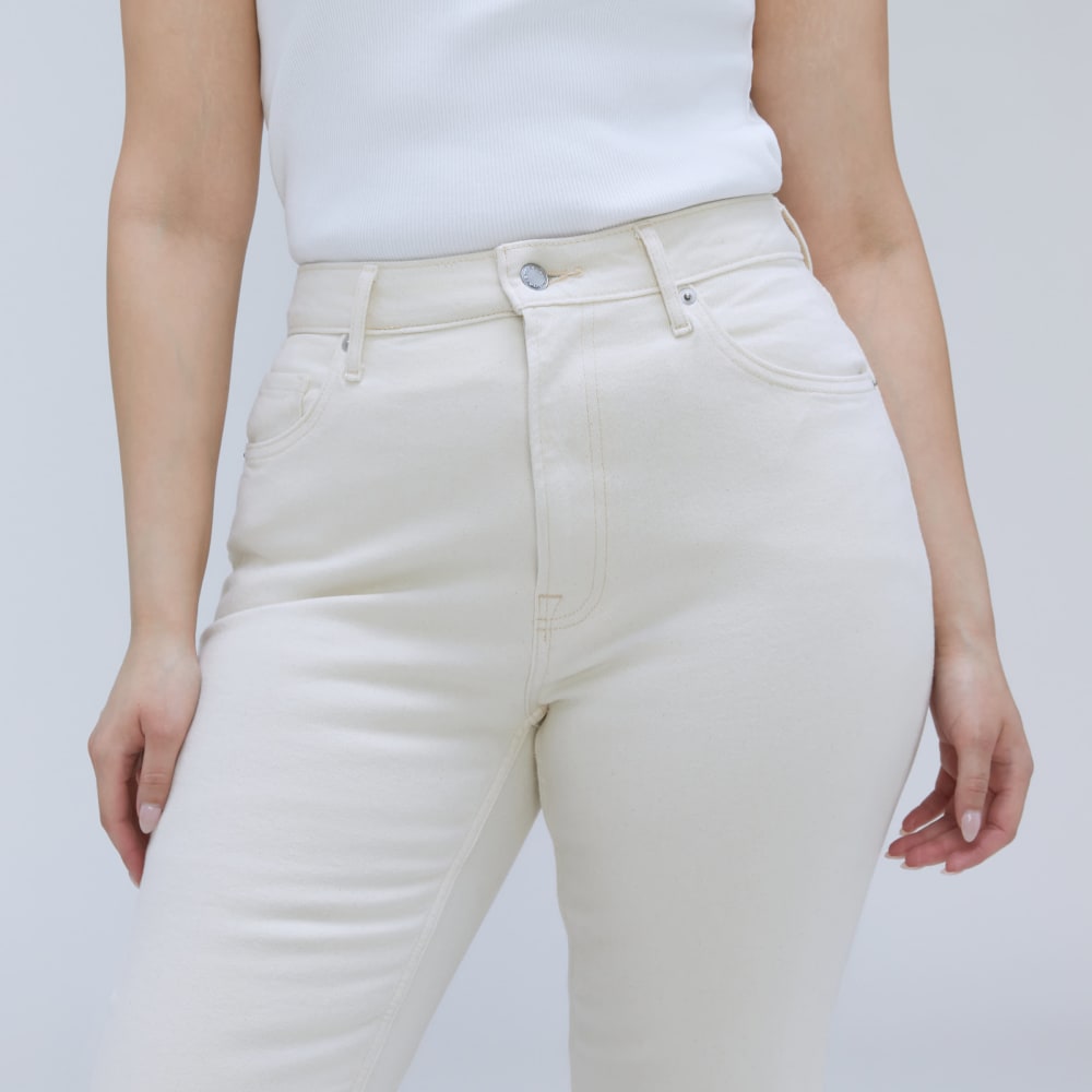 The Cheeky Hourglass Jean | Ecru | 26.5 Inseam - Image 3