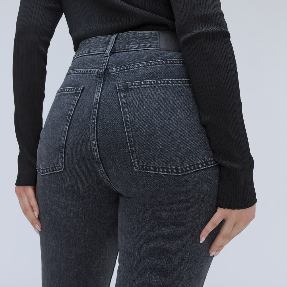 The '90s Cheeky Hourglass Jean | Washed Black | 28.5 Inseam - Image 4
