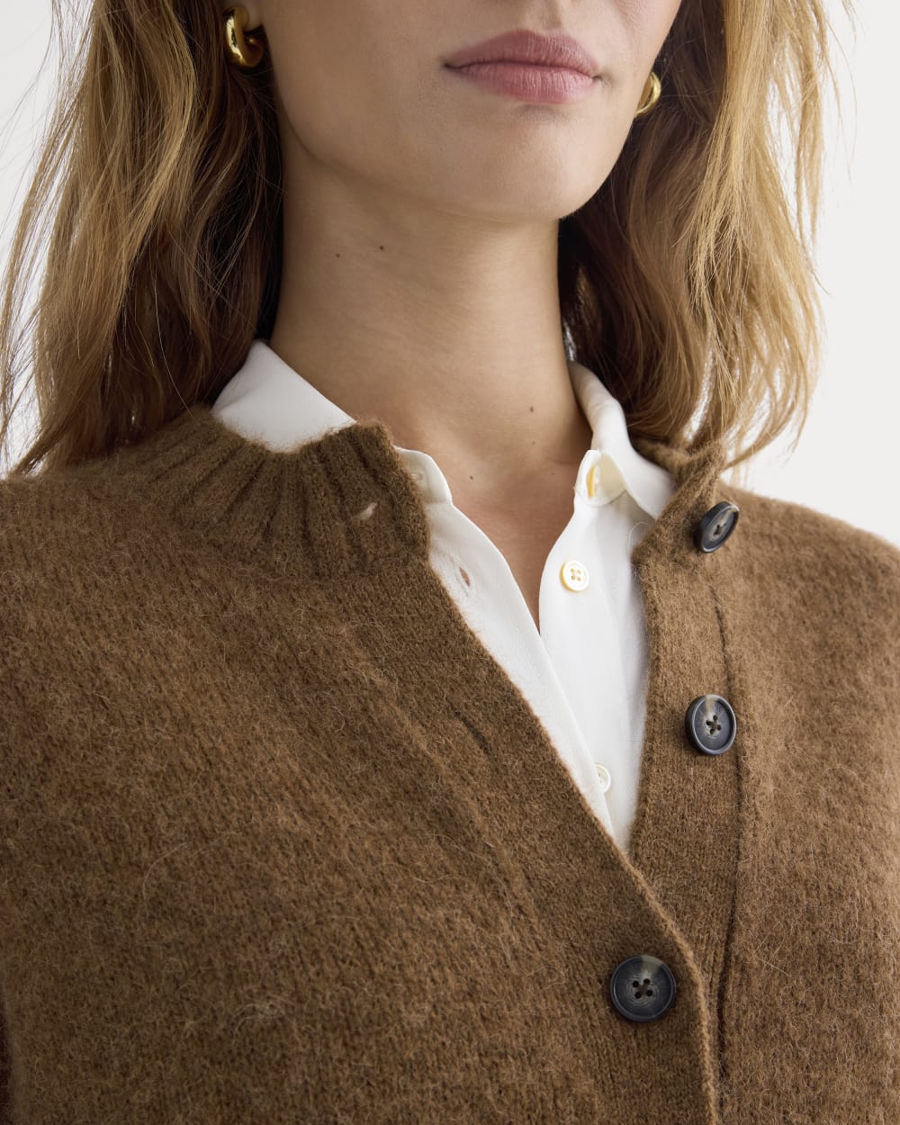 The Crew Cardigan in Alpaca | Toffee - Image 4