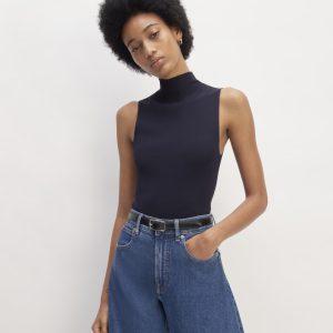 The Viscose Mock Neck Top | Navy