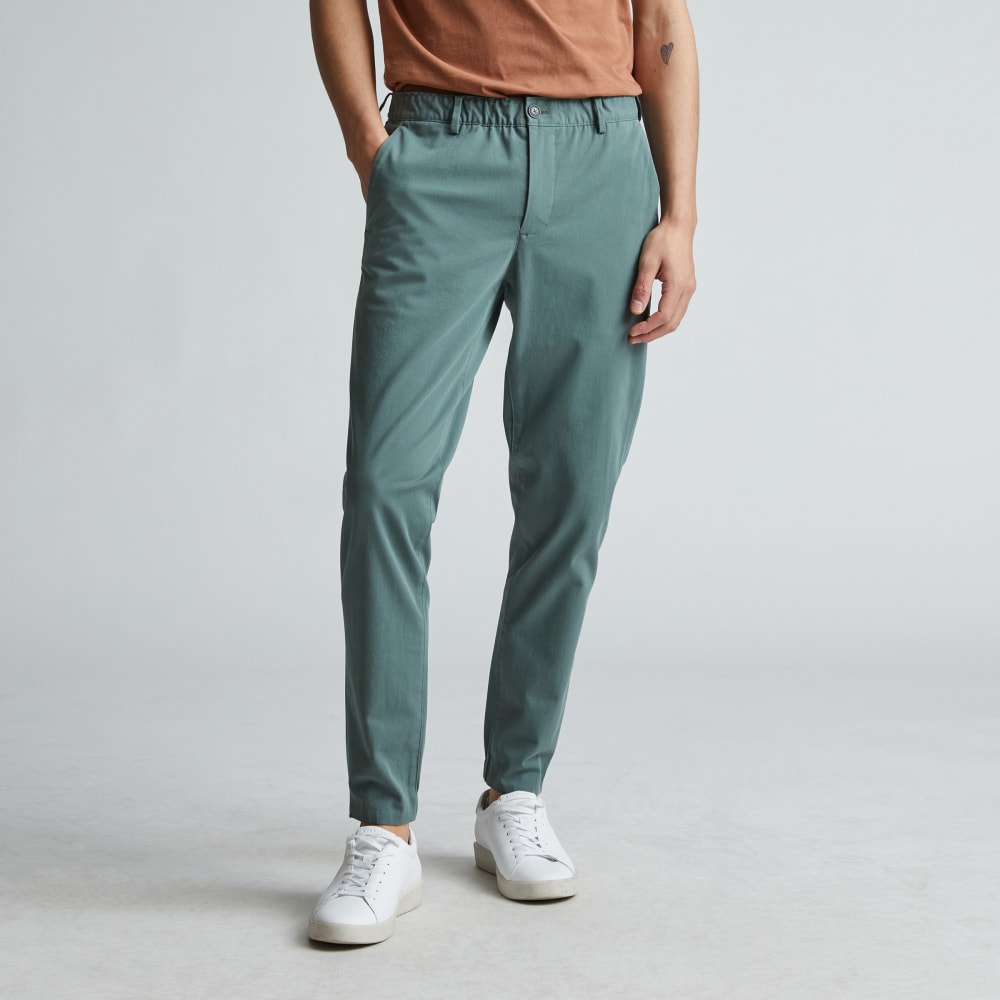 The Performance Traveler Chino | Green Balsam