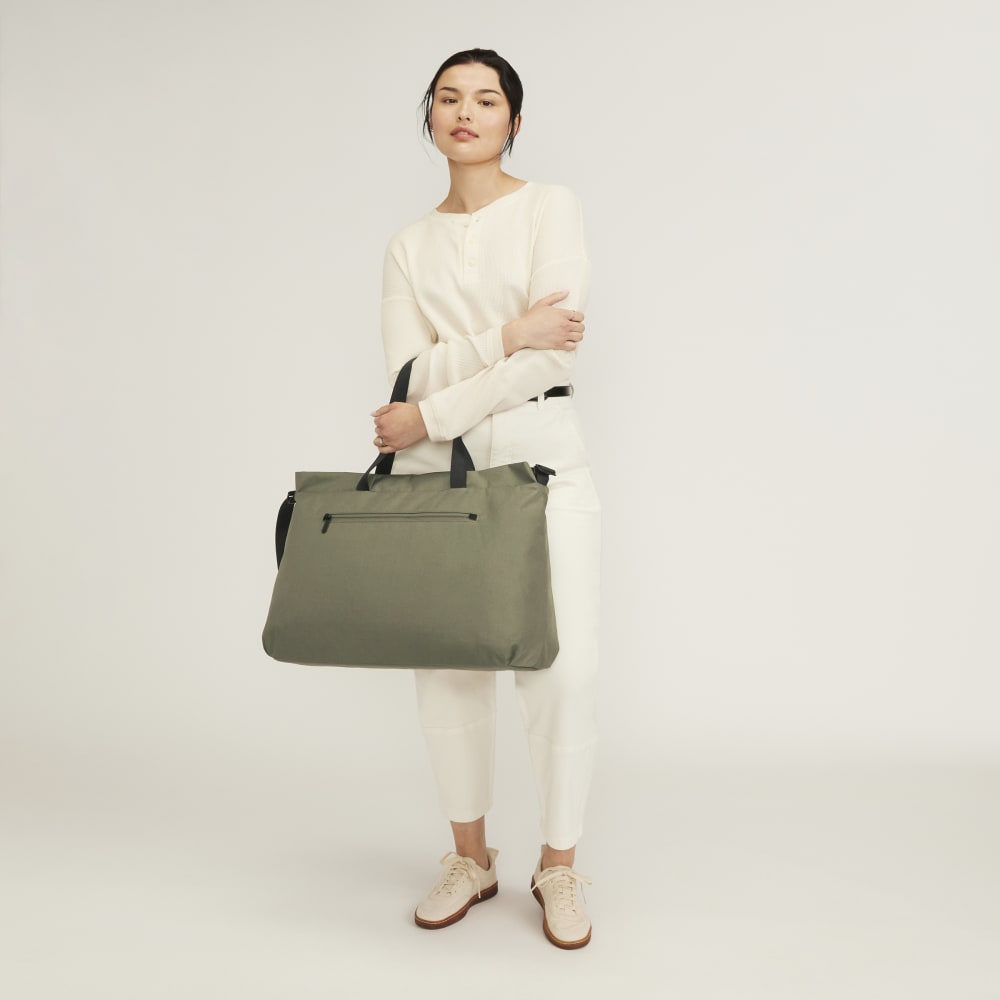 The ReNew Transit Weekender | Kalamata - Image 2